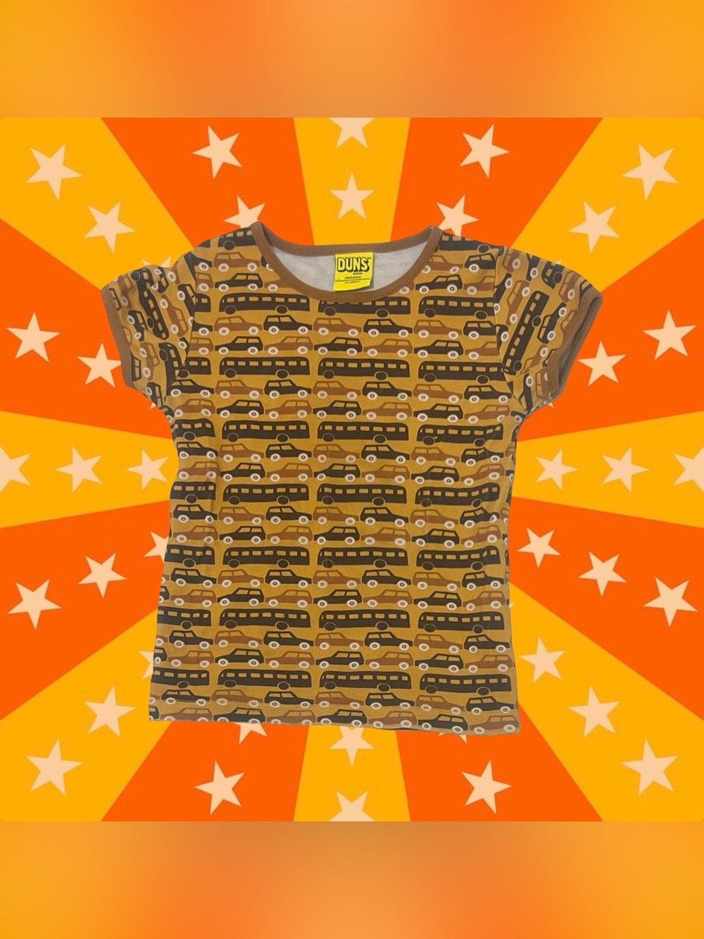 Duns Vehicle Tee
Great condition 
104 (4-5 years)
Yellow